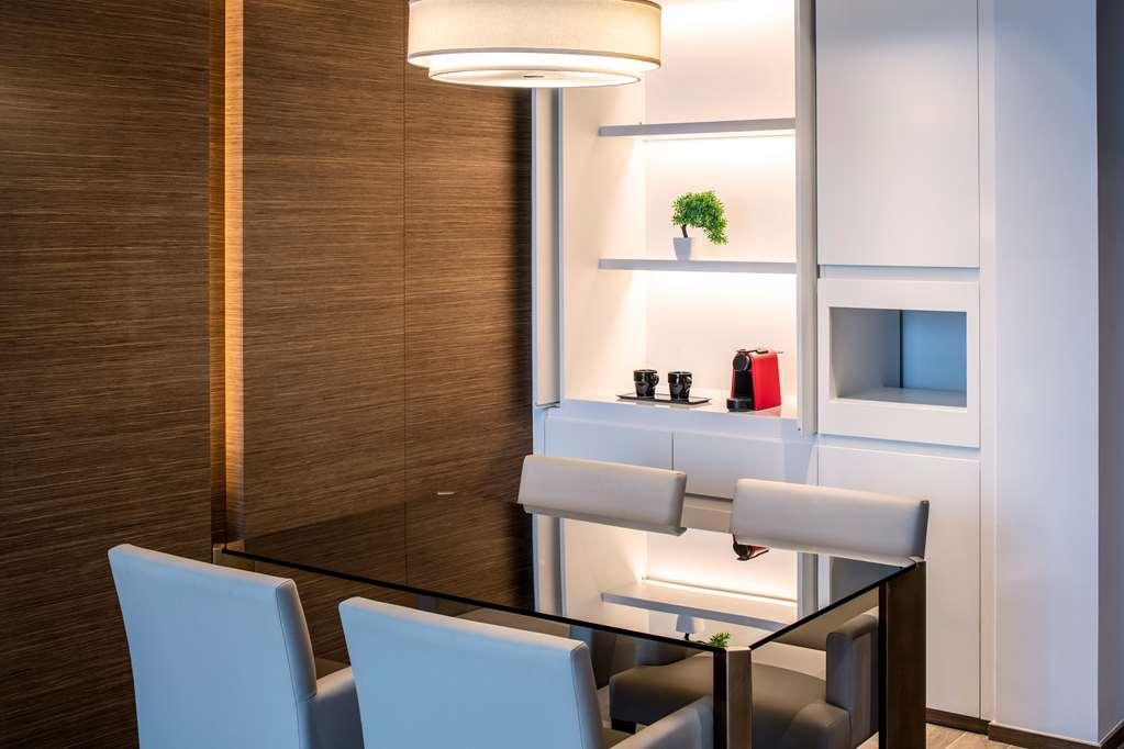 Doubletree Suites By Hilton - Riyadh Financial District Rom bilde