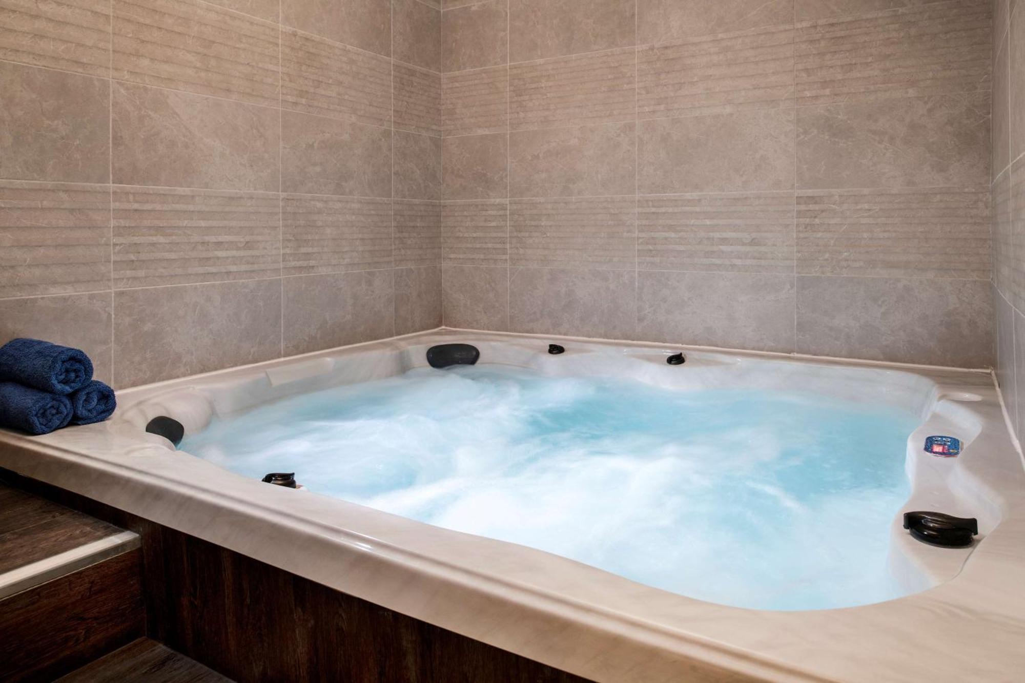 Doubletree Suites By Hilton - Riyadh Financial District Eksteriør bilde